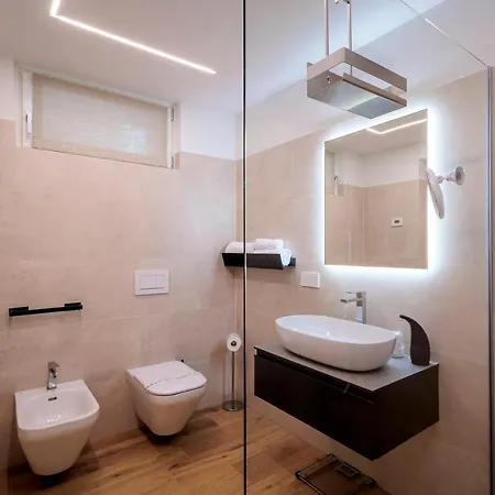 Apartament Revo - Gualzi63 The View Sondrio